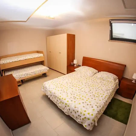 Apartment Marin Pula