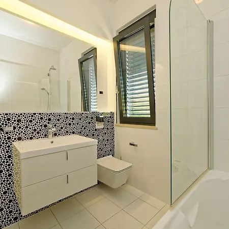 Apartment Marin Pula