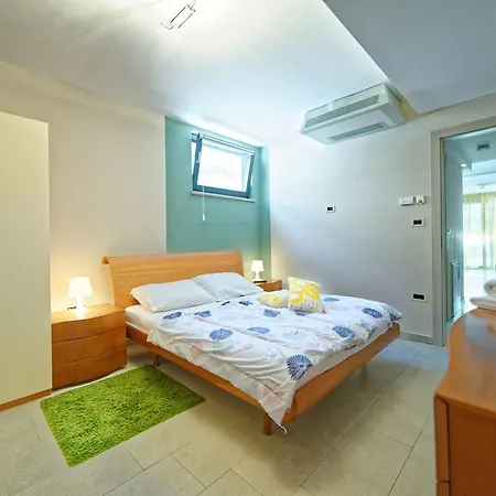 Apartment Marin Pula