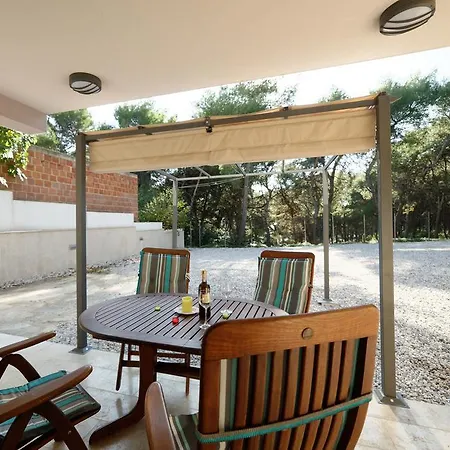 Apartment Marin Pula